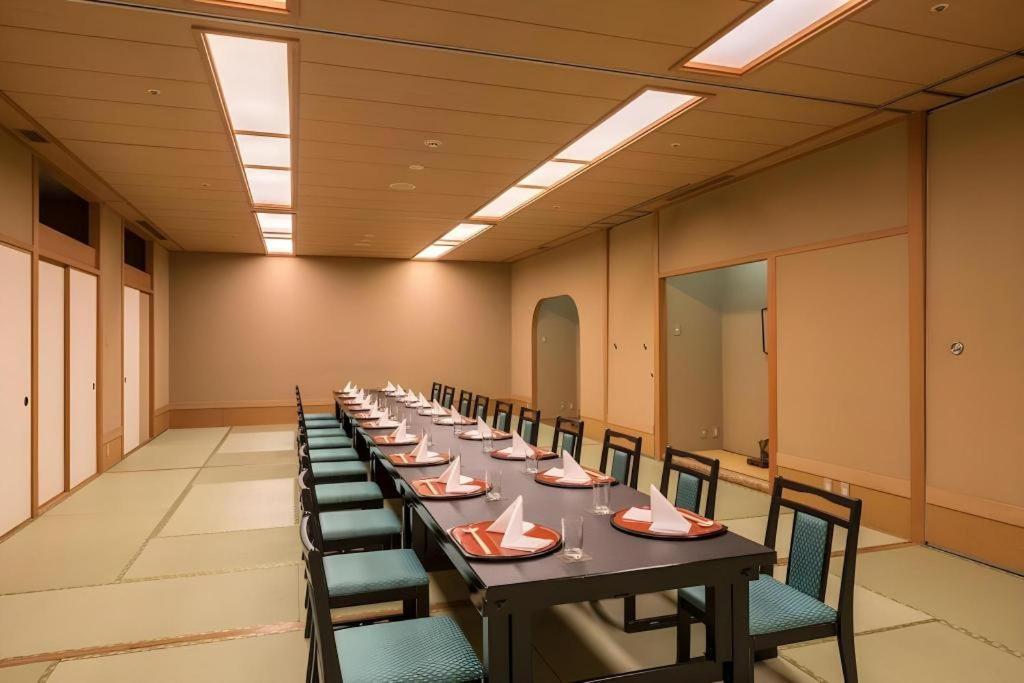 Grand Hotel New Oji Tomakomai Exterior photo